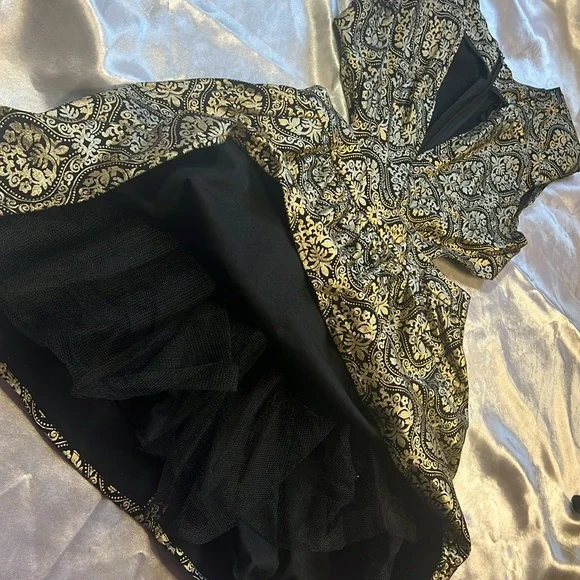 Gold Metallic Mini Cocktail Dress - Picture 10 of 17